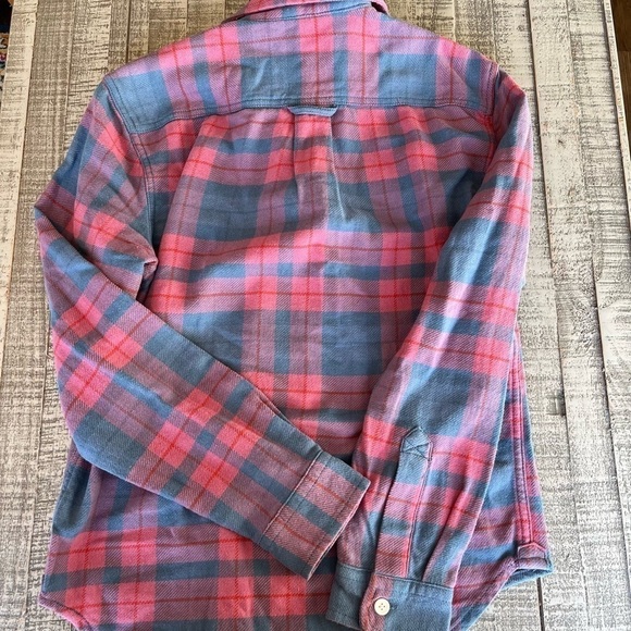 Free Assembly Mens Flannel - Picture 4 of 6